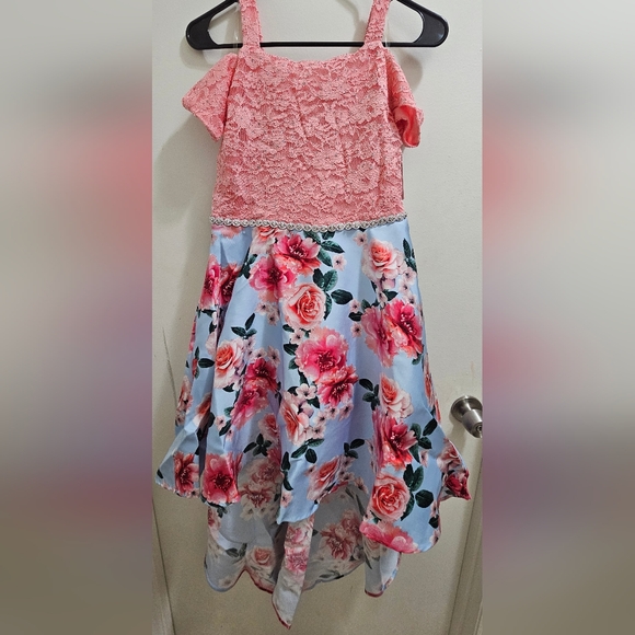 Speechless Other - Speechless Coral Lace Bodice with Sky Floral Skirt Dress